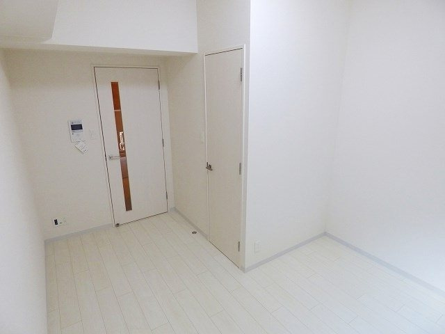 【居間・リビング】エスリード大阪城