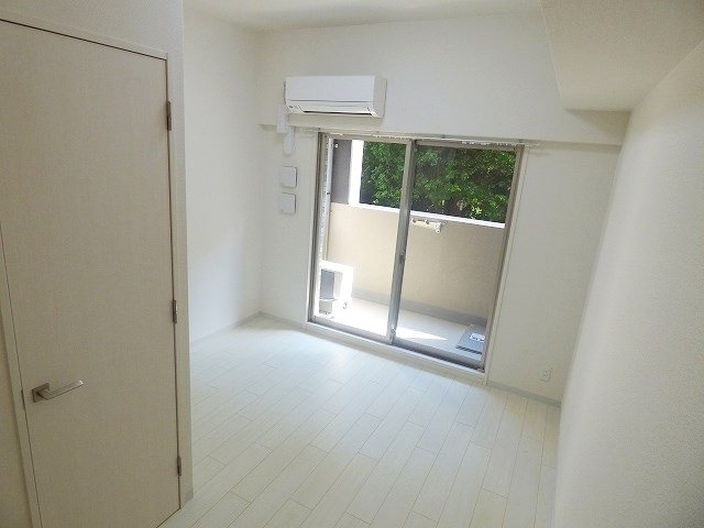 【寝室】エスリード大阪城