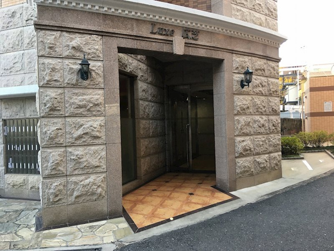 【エントランス】ラグゼ広芝