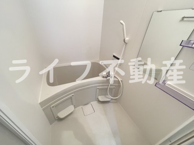 ジャルダン長瀬の浴室|お風呂です