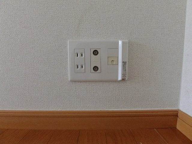 【設備】 | アンジュ・ドゥ・ボヌールＢ | イメージB203号あ室の写真（反転あり）