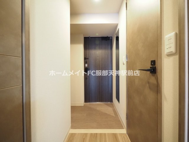 ミラージュパレス本町Departの玄関