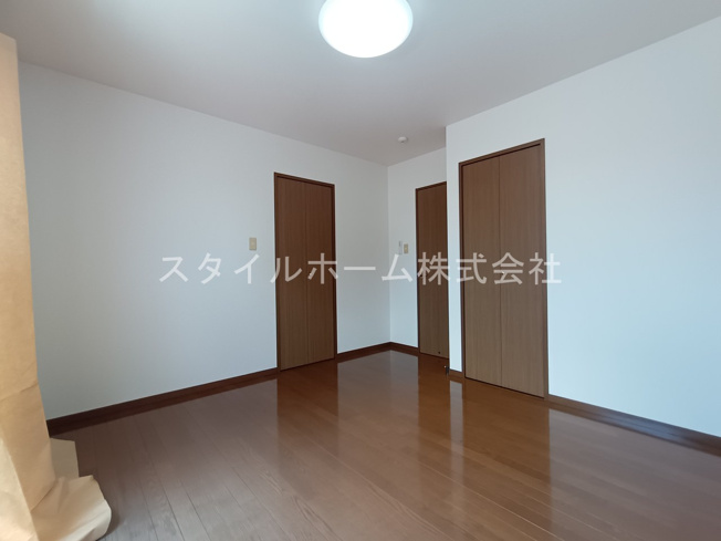 【居間・リビング】 | グランデ　ビラッジョB