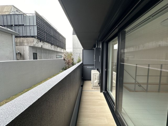 ＧＲＡＮ ＰＡＳＥＯ三宿のバルコニー|お洗濯にも便利なバルコニー付き