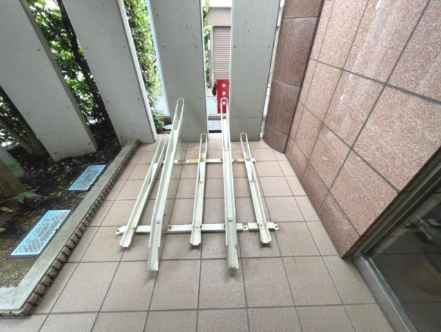 高円寺スルーエのエントランス|エントランスです