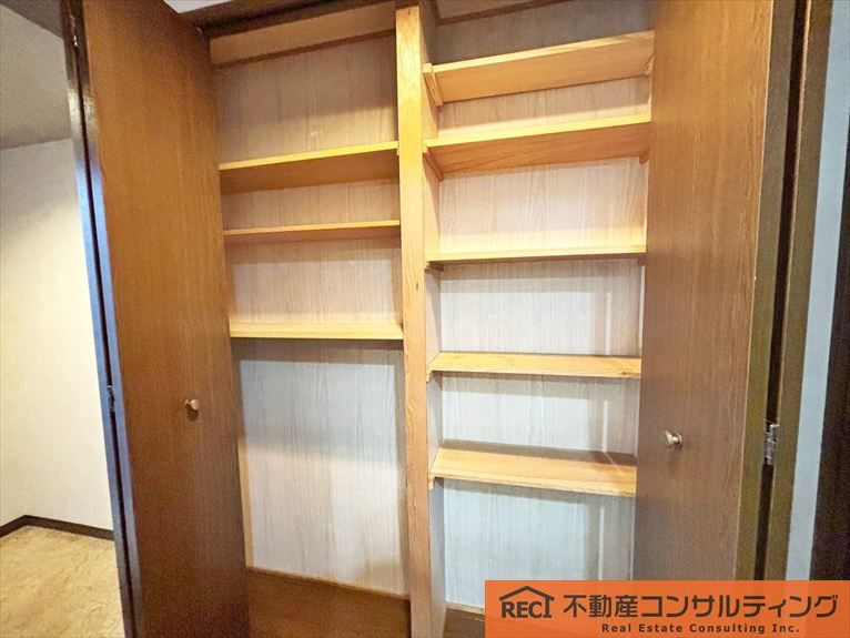 パークサイド香露園の収納