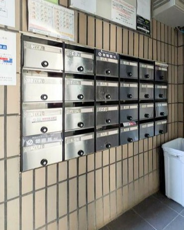 メインビル調布のロビー