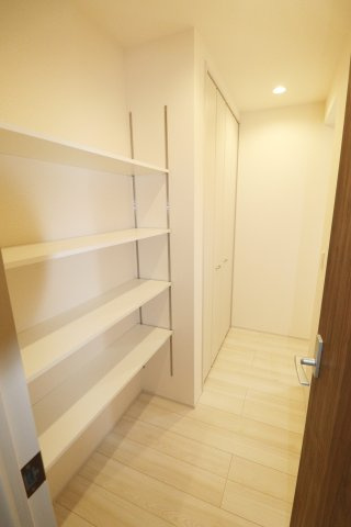 郡山市安積町笹川字西長久保　　　１号棟　　　安積第１小学校、安積中学区　の収納