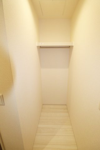 郡山市安積町笹川字西長久保　　　１号棟　　　安積第１小学校、安積中学区　の収納