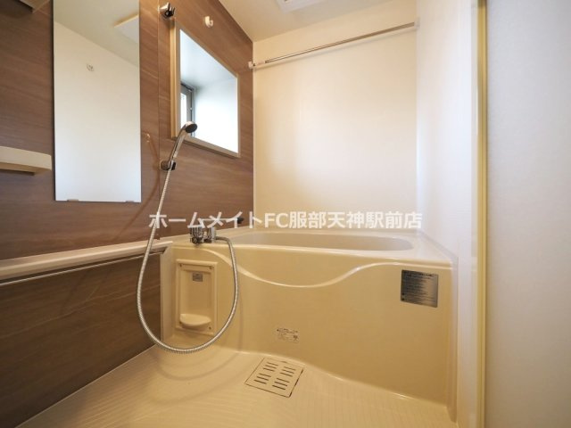 ミラージュパレス本町Departの浴室