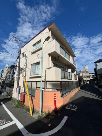 東山マンションの外観