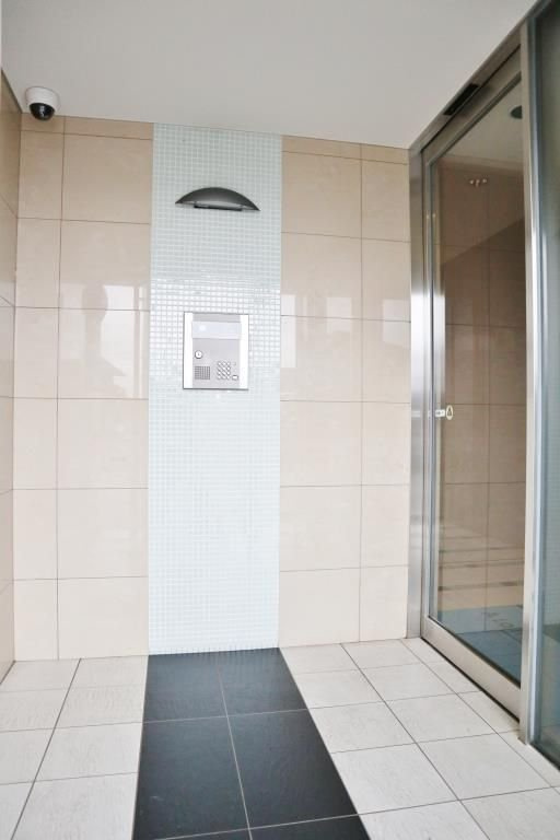 千葉市若葉区殿台町の賃貸マンションのロビー