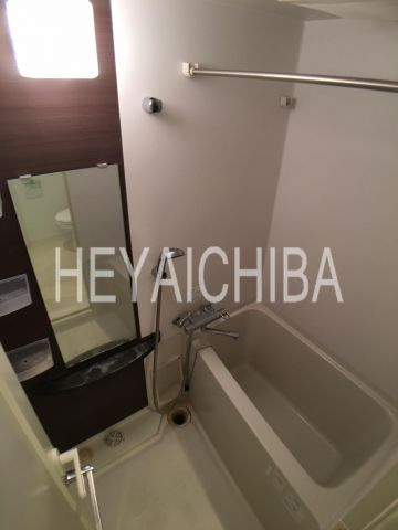 フュージョナル秋葉原の浴室