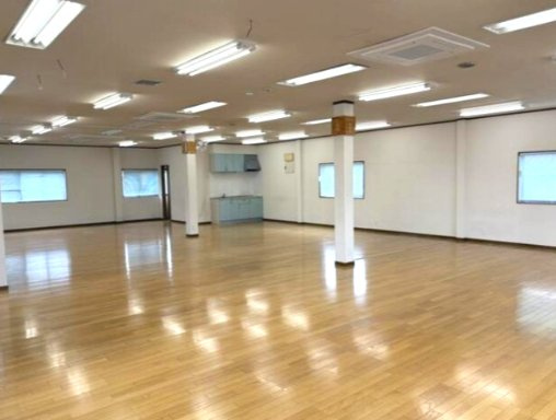 下京区西七条名倉町　ビルの内装