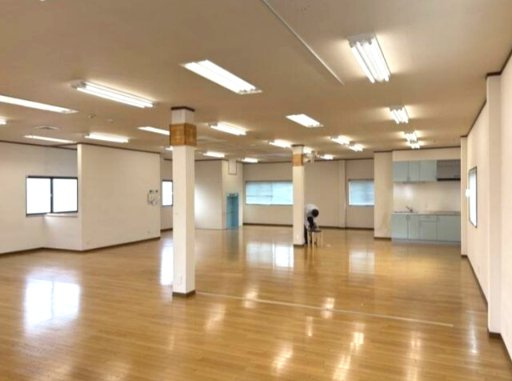 下京区西七条名倉町　ビルの内装