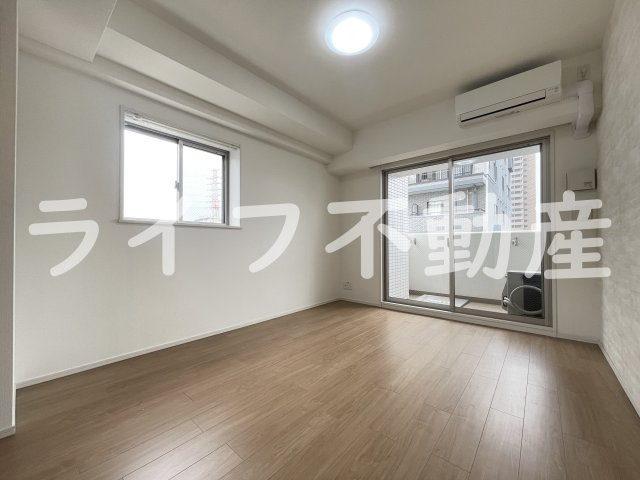 La　Douceur 荒本の内装|ゆったり過ごせる居間です