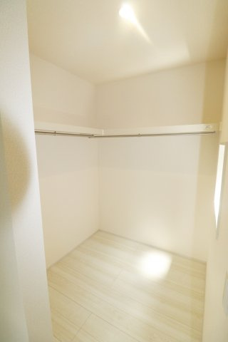 郡山市安積町笹川字西長久保　　　２号棟　　　安積第１小学校、安積中学区　の収納