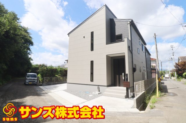 郡山市安積町笹川字西長久保　　　２号棟　　　安積第１小学校、安積中学区　の外観|南東側から見た外観♪