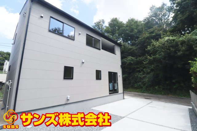 郡山市安積町笹川字西長久保　　　２号棟　　　安積第１小学校、安積中学区　の外観|南西側から見た外観♪