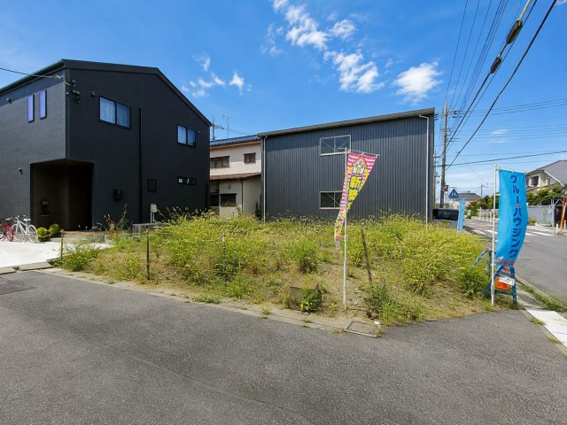 三郷市　鷹野3丁目　売地の前面道路含む現地写真|前面道路含む現地写真です