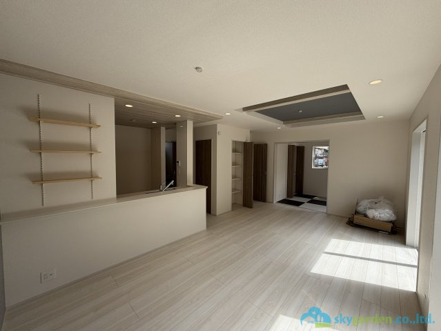 平塚市河内2丁目　新築戸建　全1棟1号棟の居間・リビング