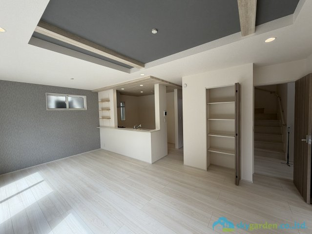 平塚市河内2丁目　新築戸建　全1棟1号棟の居間・リビング