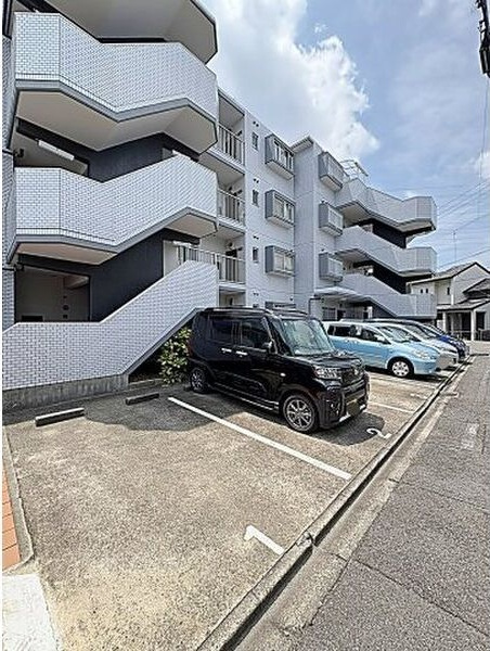 グリーンシティ瑞穂の駐車場|駐車場完備です