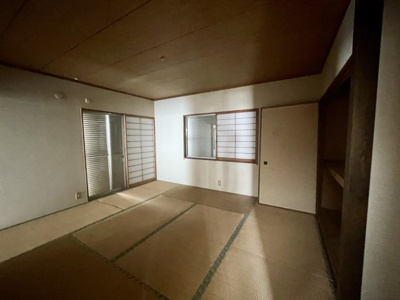 【和室】 | -三丁目不動産-　熊谷市万吉　軽量鉄骨造 | 畳の上でゆっくりとくつろげる和室です