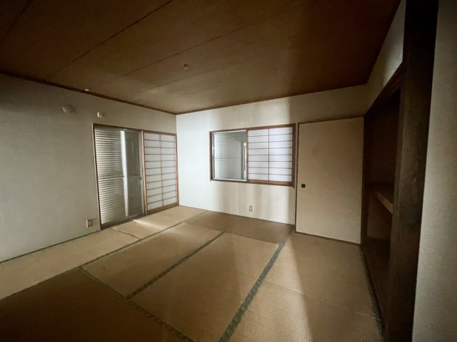 【和室】 | -三丁目不動産-　熊谷市万吉　軽量鉄骨造 | 畳の上でゆっくりとくつろげる和室です