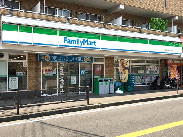 ベルメゾンのその他|ファミリーマート宮前小台一丁目店