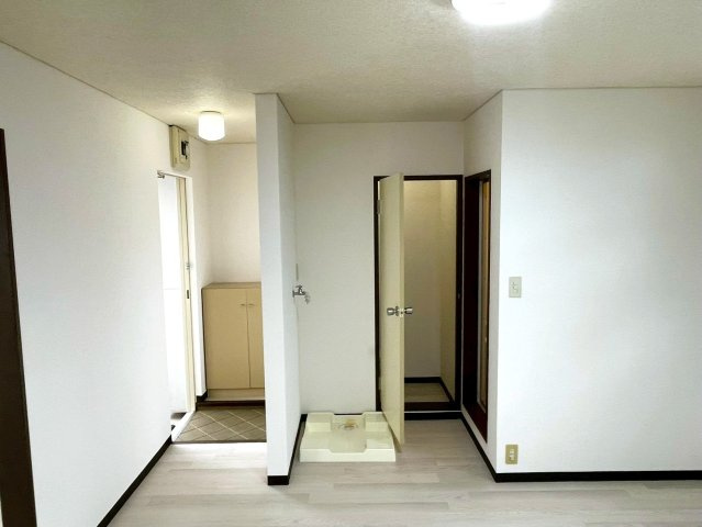 アーバンハイツYAMATOの玄関|玄関にはシューズBOXあり、スッキリ使えます。