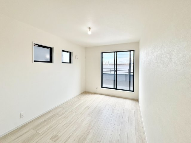 ふじみ野市旭１丁目の新築一戸建の洋室|洋室6.75帖
