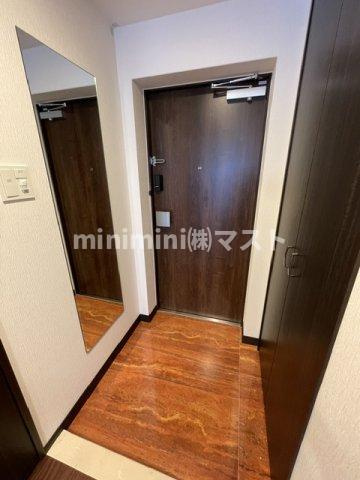 プレジオキタハマの玄関