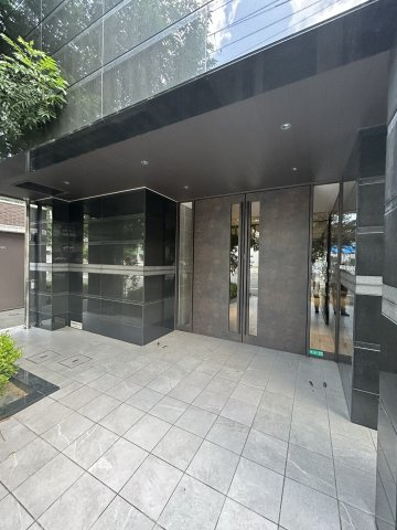 大阪市淀川区木川西３丁目の賃貸マンションのロビー