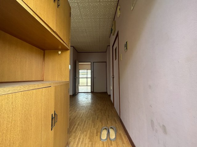 【玄関】 | 鴨川市貝渚　延べ床55坪以上　２階建