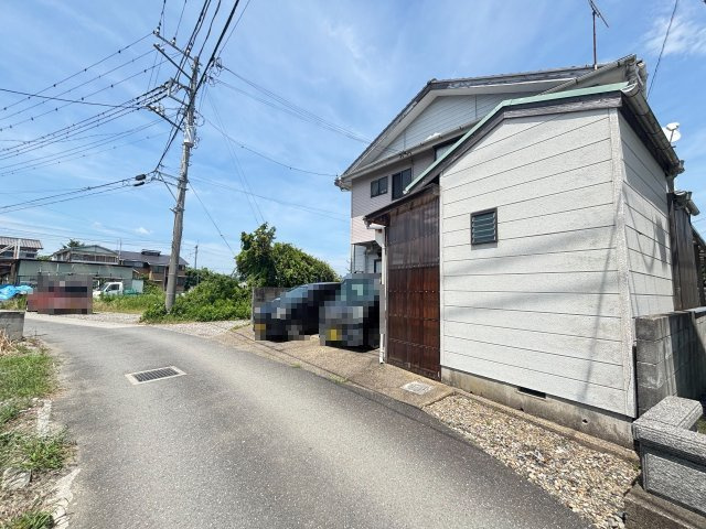 【前面道路含む現地写真】 | 鴨川市貝渚　延べ床55坪以上　２階建