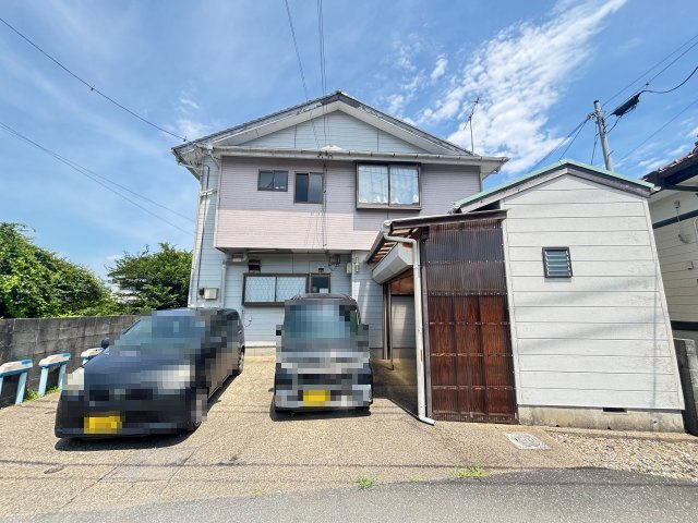 【駐車場】 | 鴨川市貝渚　延べ床55坪以上　２階建