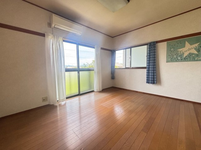 【居間・リビング】 | 鴨川市貝渚　延べ床55坪以上　２階建