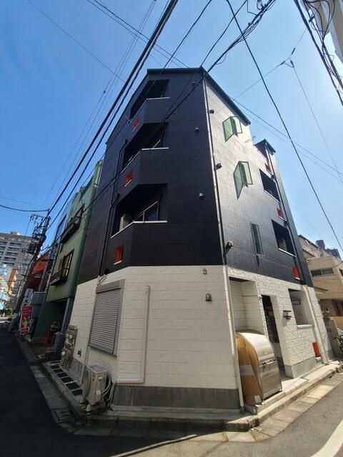 アレッサ西日暮里の外観