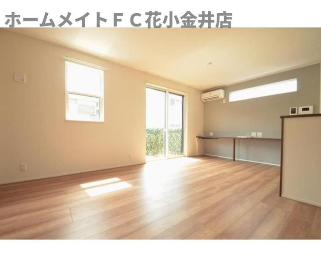 【洋室】 | 岩蓮華