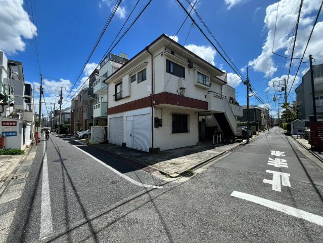 目黒区原町　建築条件なし売地の前面道路含む現地写真