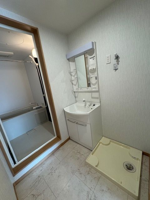 ベルシャンテ新松戸の独立洗面台
