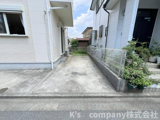 高座郡寒川町大曲1丁目　中古戸建の駐車場|駐車スペース◇