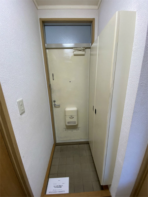 ミルクレストの玄関