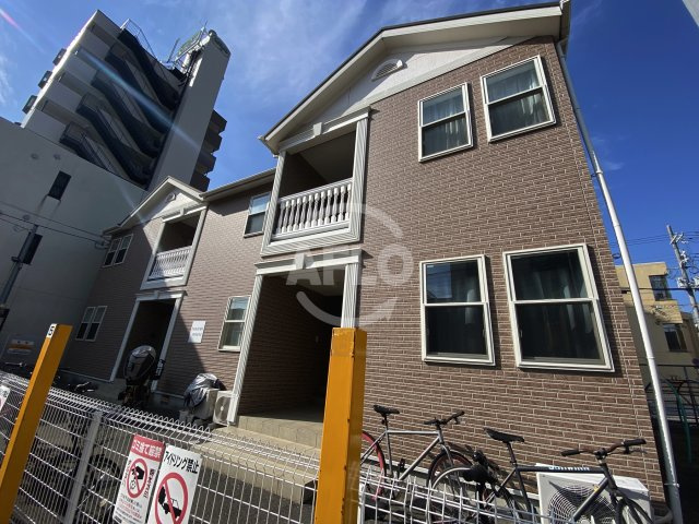 TAKUMIHOUSE（匠ハウス）（九条北小学校）の外観|TAKUMIHOUSE（匠ハウス）　外観