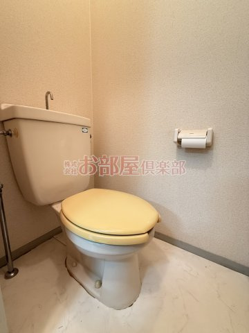 セジュール国分Ⅱ Bのトイレ|ゆったりとした空間のトイレです