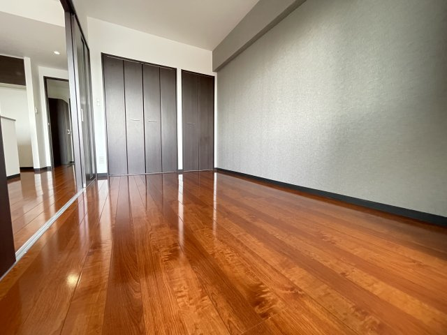 【寝室】J・grace河原町 