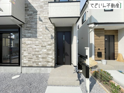 【玄関】 | 北本市中丸　新築住宅 | ≪1号棟≫
現地(2026年8月撮影)
