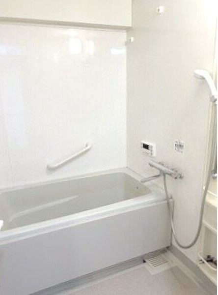 ライオンズシティ桜山の浴室