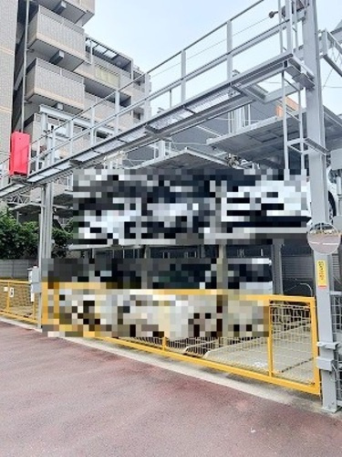 ライオンズシティ桜山の駐車場